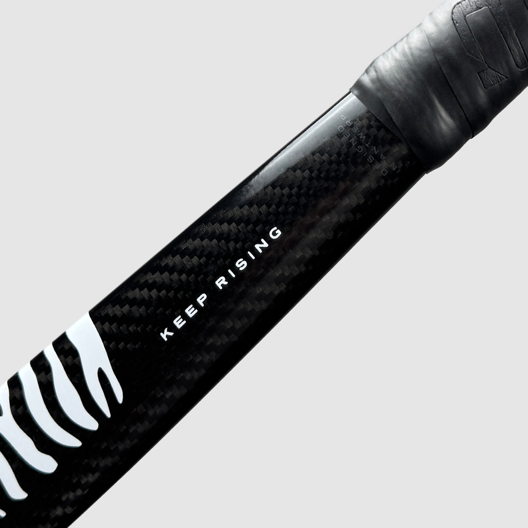 GRINT TIGRISE PRO field hockey stick in black and white